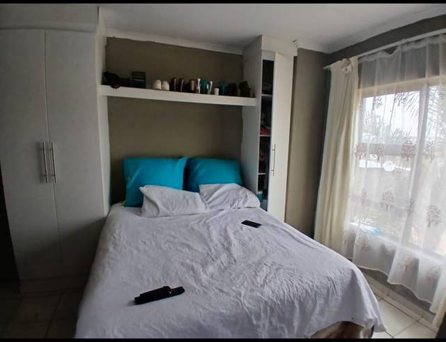 13 BEDROOM HOUSE FOR SALE IN OLIEVENHOUTBOSCH